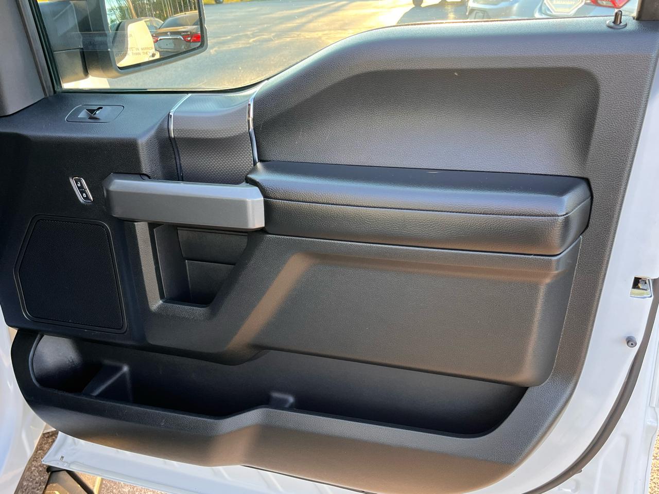Ford F-150 4WD SuperCrew 145" XLT 2016