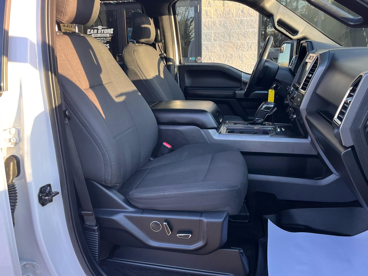 Ford F-150 4WD SuperCrew 145" XLT 2016