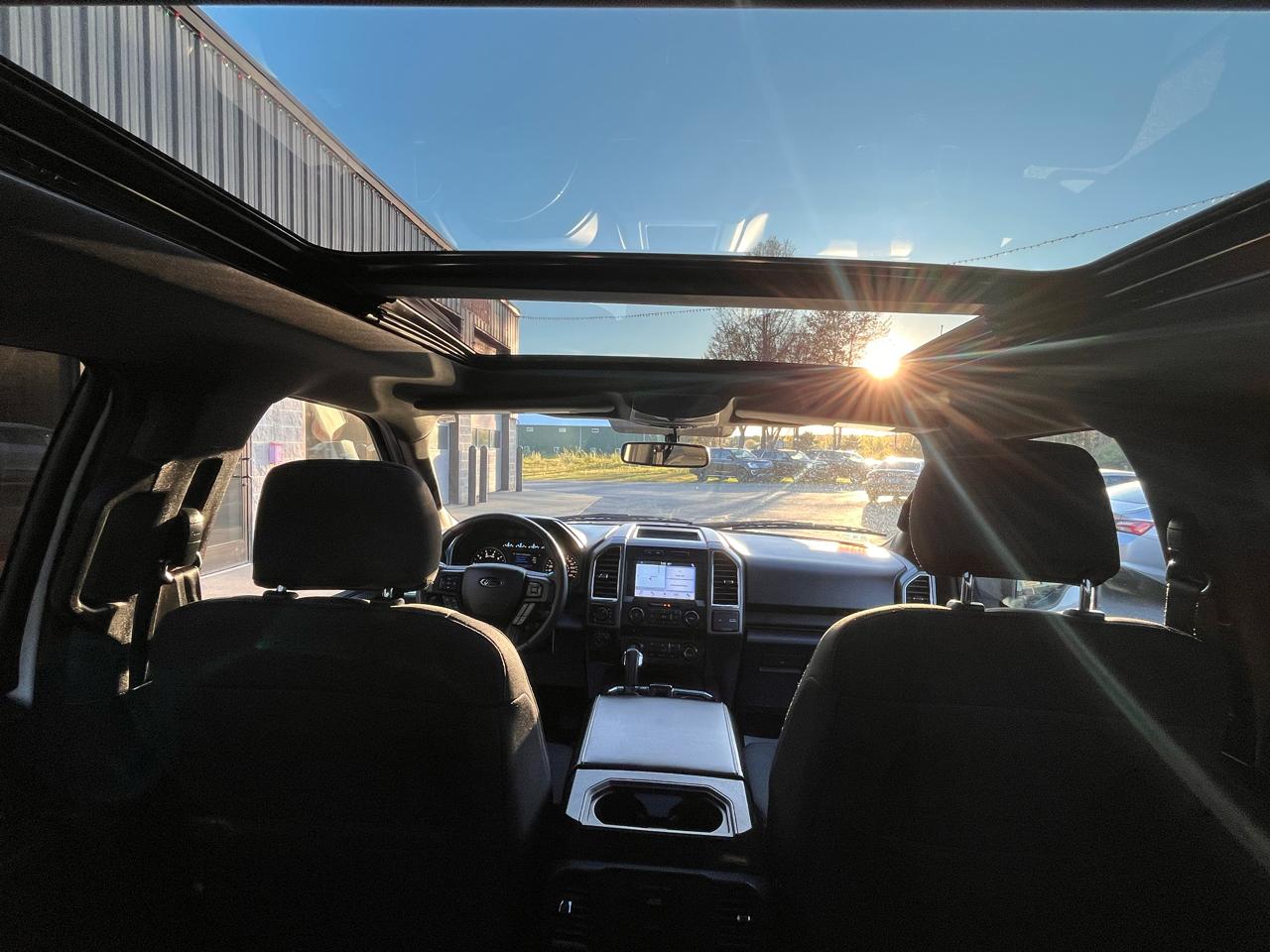 Ford F-150 4WD SuperCrew 145" XLT 2016