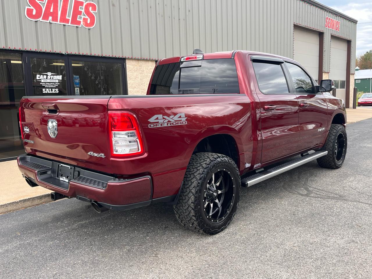 RAM 1500 Big Horn 4x4 Crew Cab 5'7" Box 2019