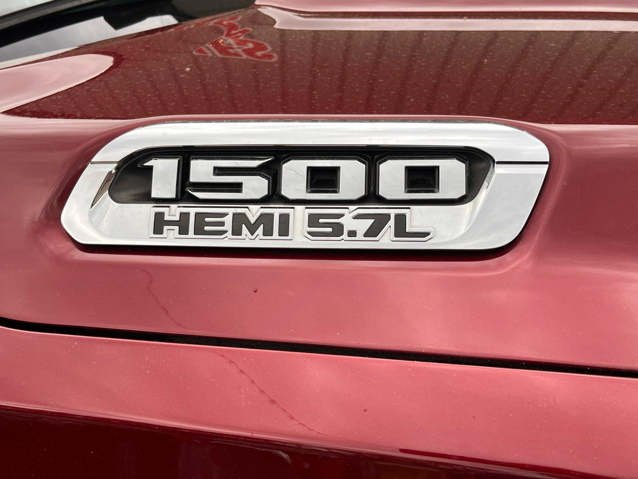 RAM 1500 Big Horn 4x4 Crew Cab 5'7" Box 2019