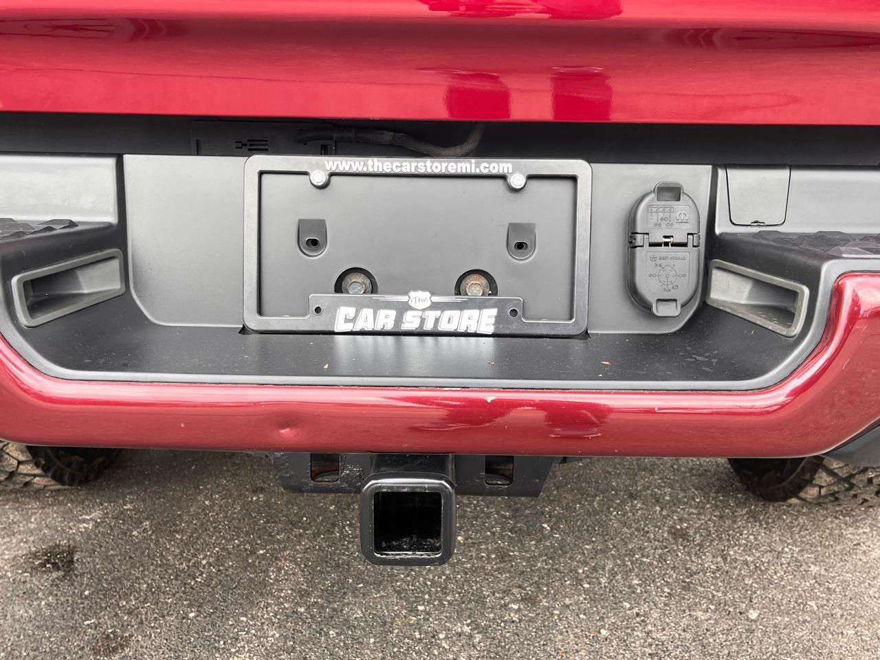 RAM 1500 Big Horn 4x4 Crew Cab 5'7" Box 2019