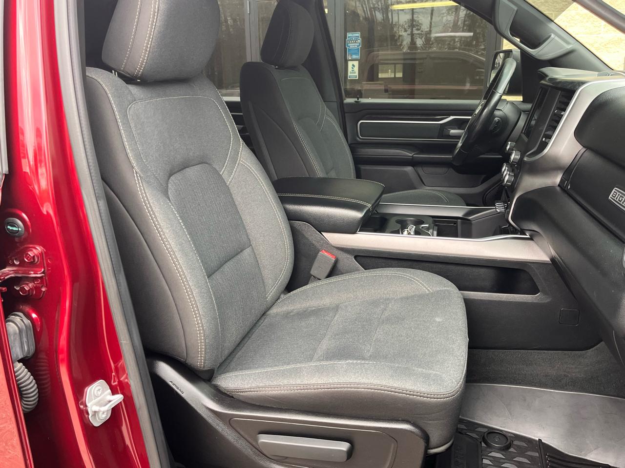 RAM 1500 Big Horn 4x4 Crew Cab 5'7" Box 2019