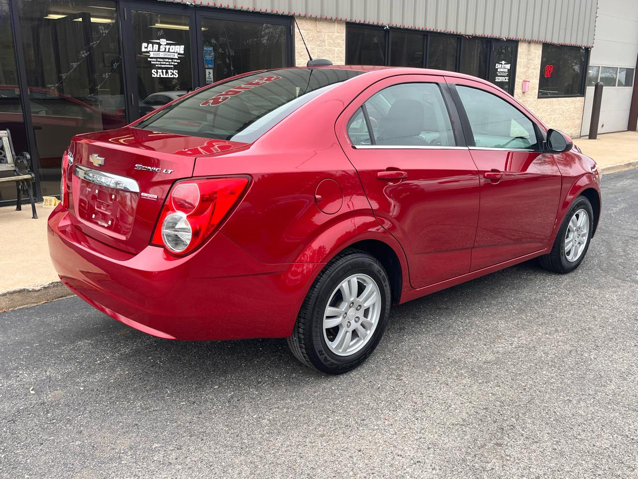 Chevrolet Sonic 4dr Sdn Auto LT 2015
