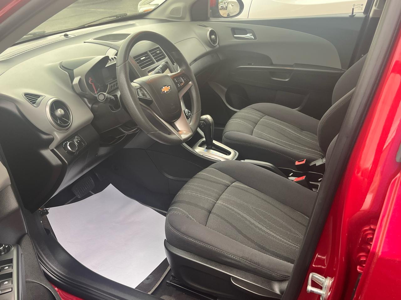 Chevrolet Sonic 4dr Sdn Auto LT 2015