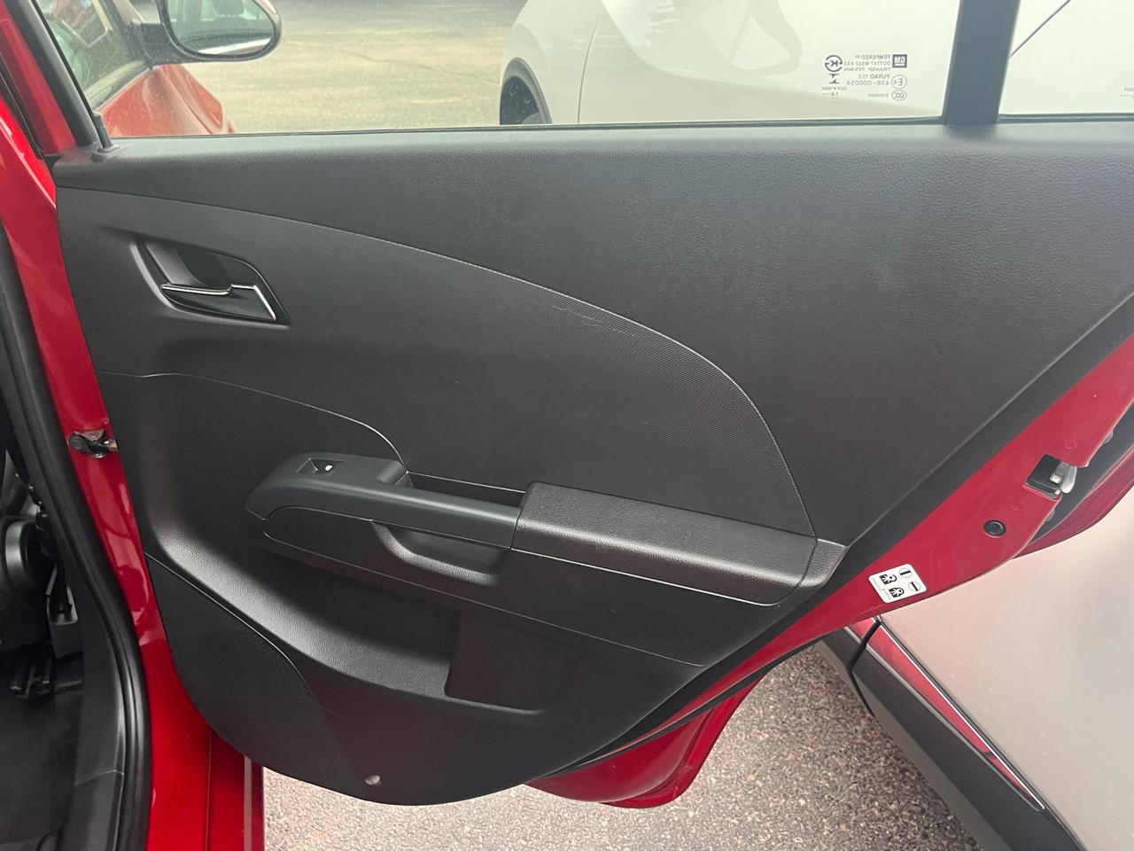 Chevrolet Sonic 4dr Sdn Auto LT 2015