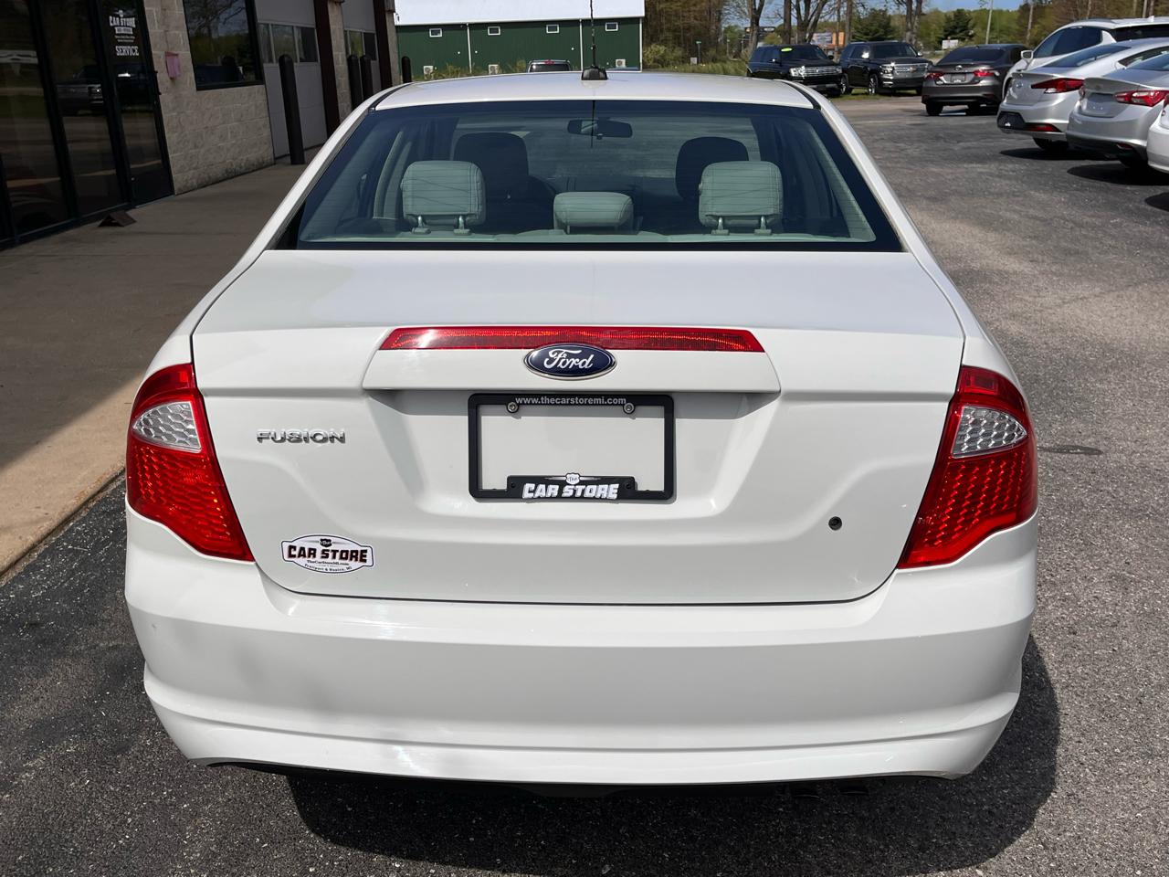 Ford Fusion 4dr Sdn S FWD 2012