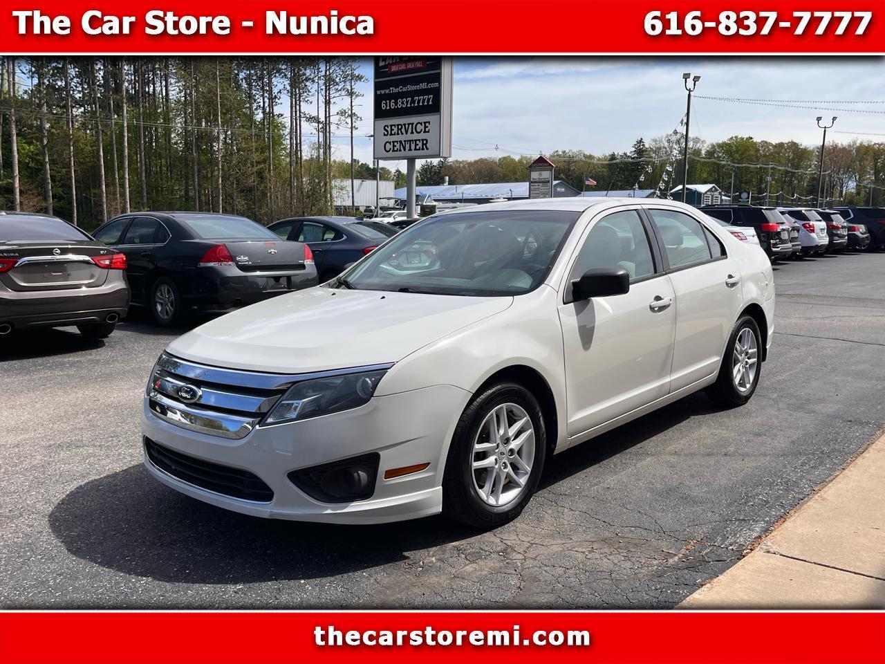 2012 Ford Fusion I-4 S's photo
