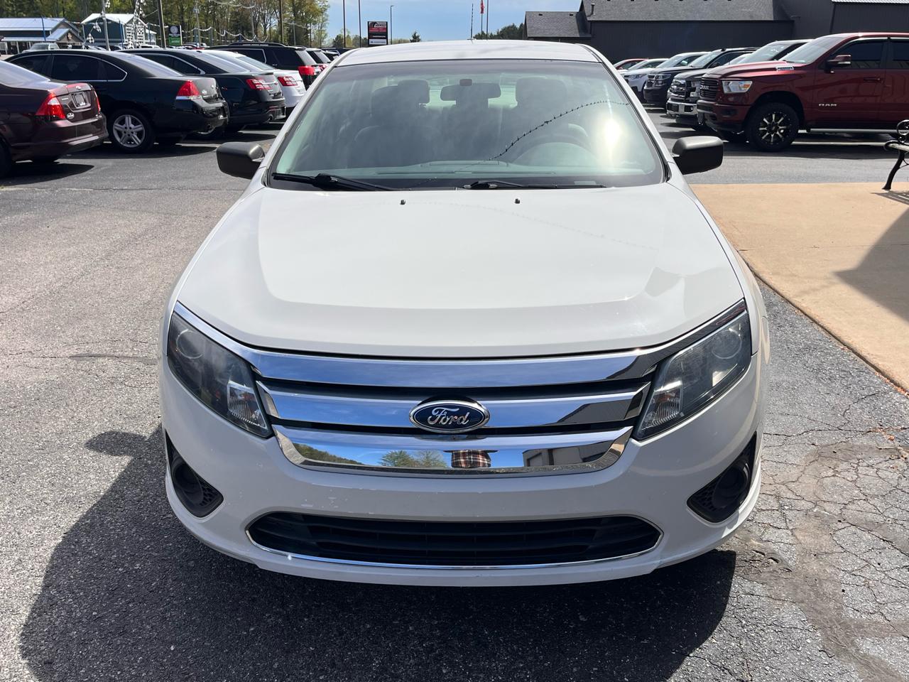 Ford Fusion 4dr Sdn S FWD 2012