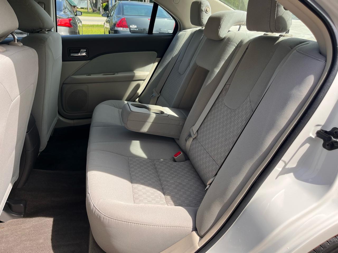 Ford Fusion 4dr Sdn S FWD 2012