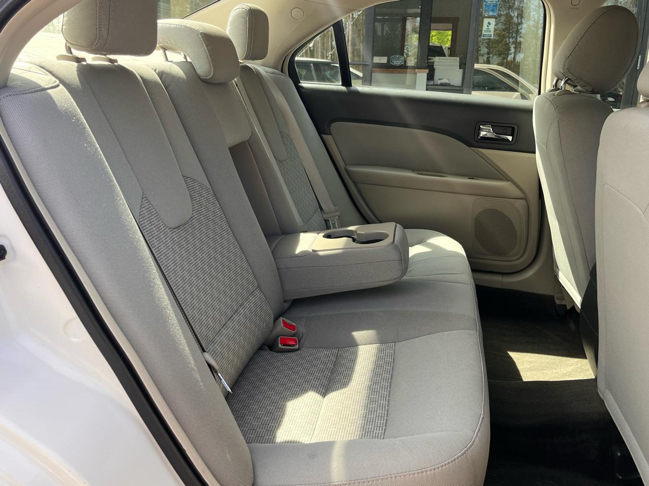 Ford Fusion 4dr Sdn S FWD 2012