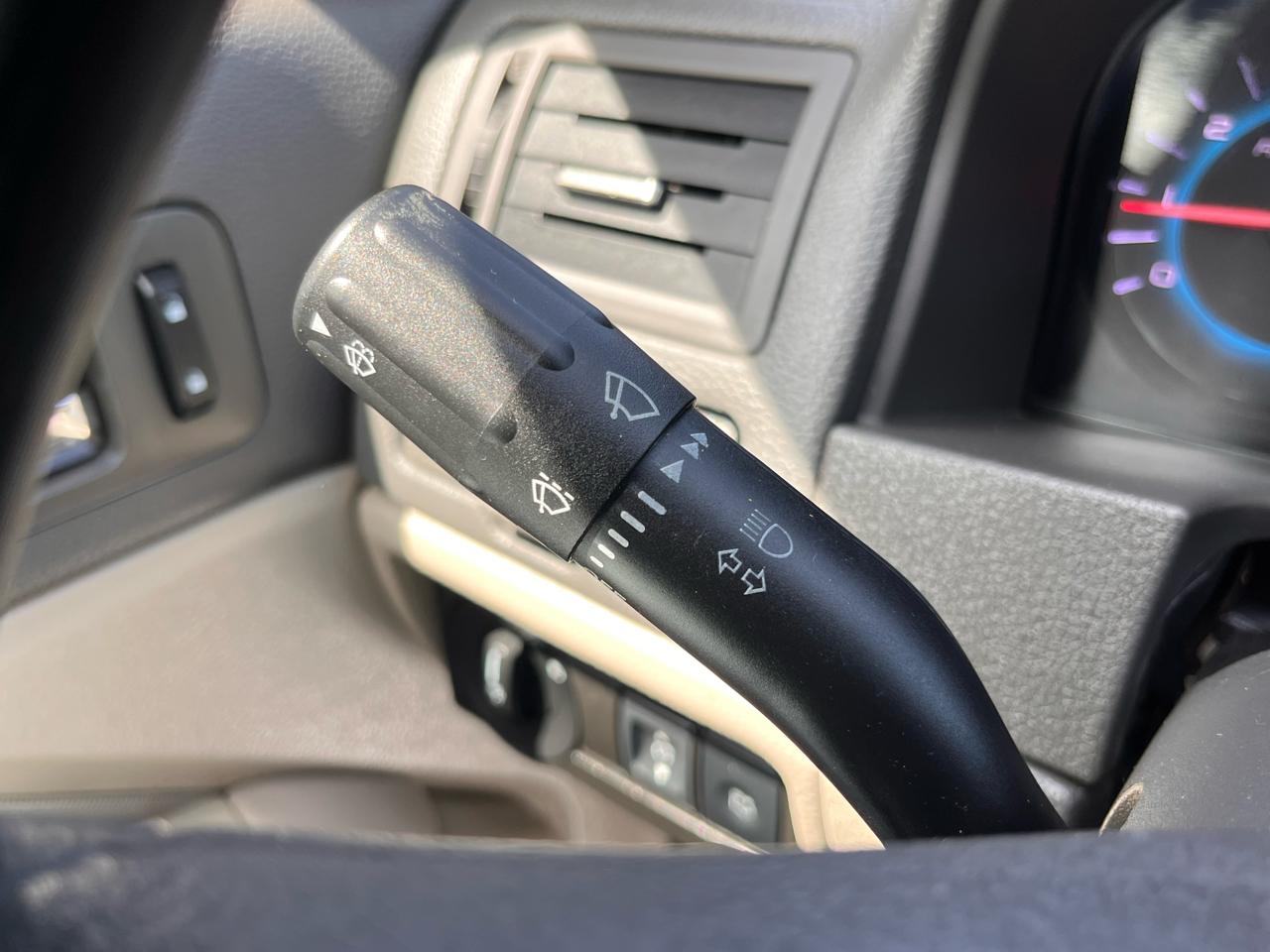 Ford Fusion 4dr Sdn S FWD 2012