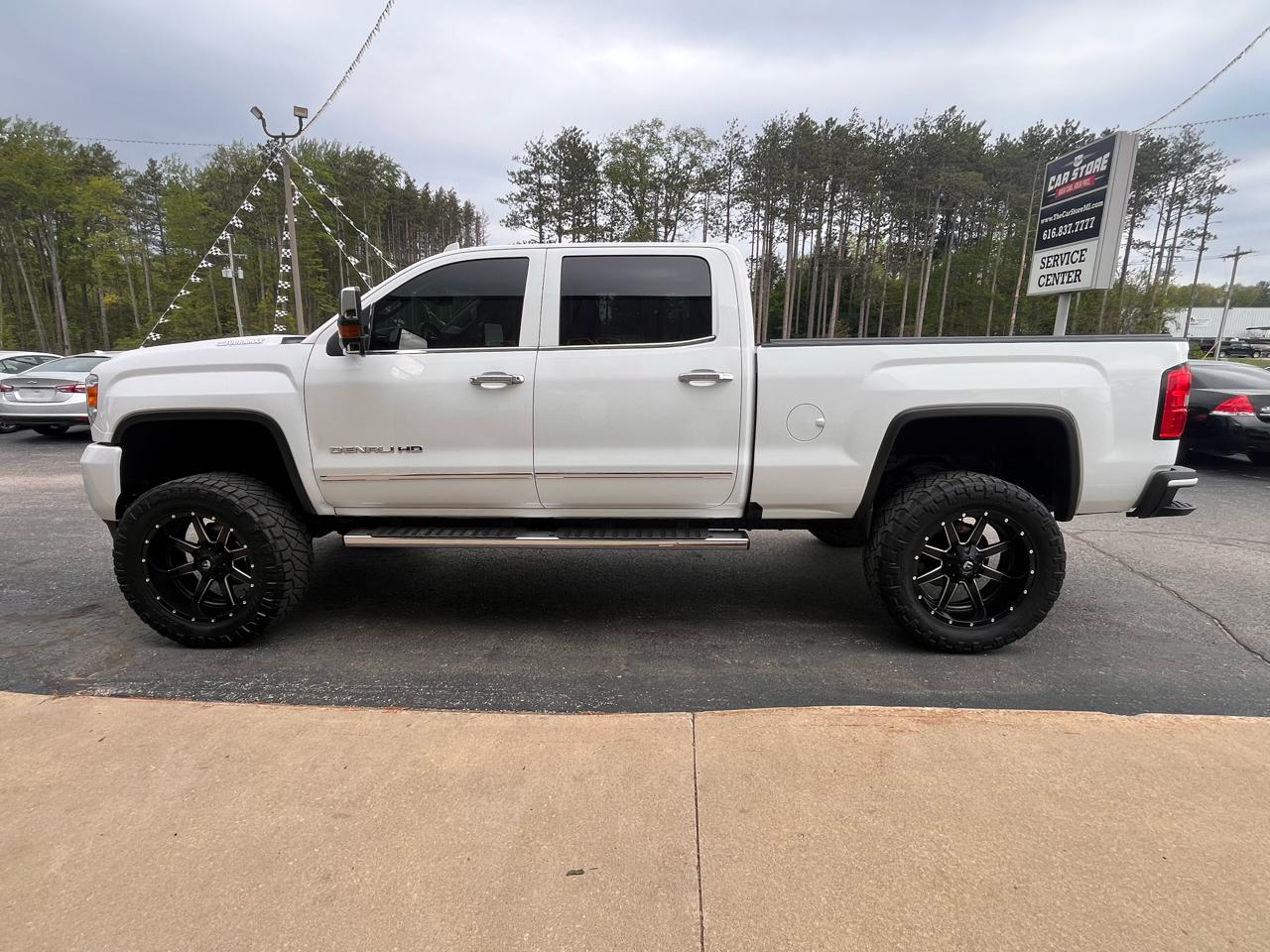 GMC Sierra 3500HD 4WD Crew Cab 153.7" Denali 2017