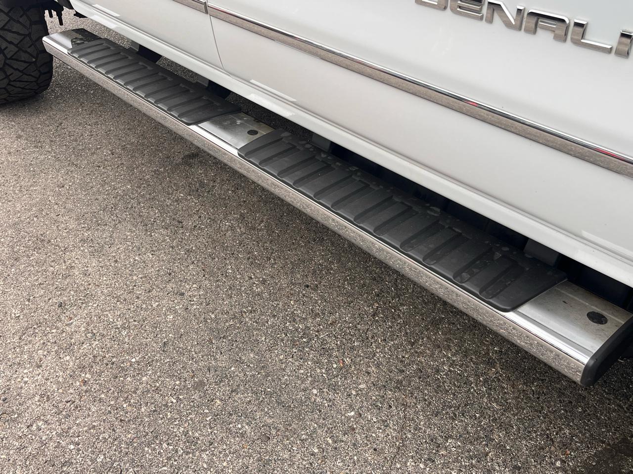 GMC Sierra 3500HD 4WD Crew Cab 153.7" Denali 2017