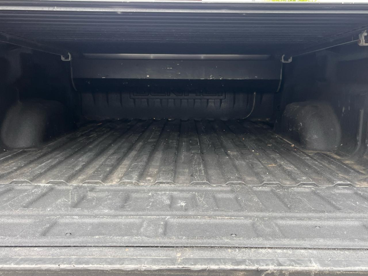 GMC Sierra 3500HD 4WD Crew Cab 153.7" Denali 2017