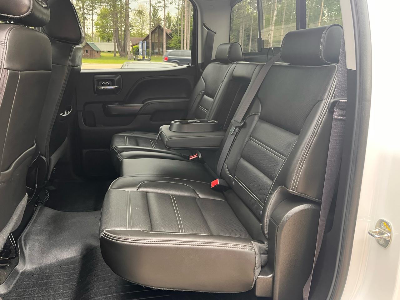 GMC Sierra 3500HD 4WD Crew Cab 153.7" Denali 2017
