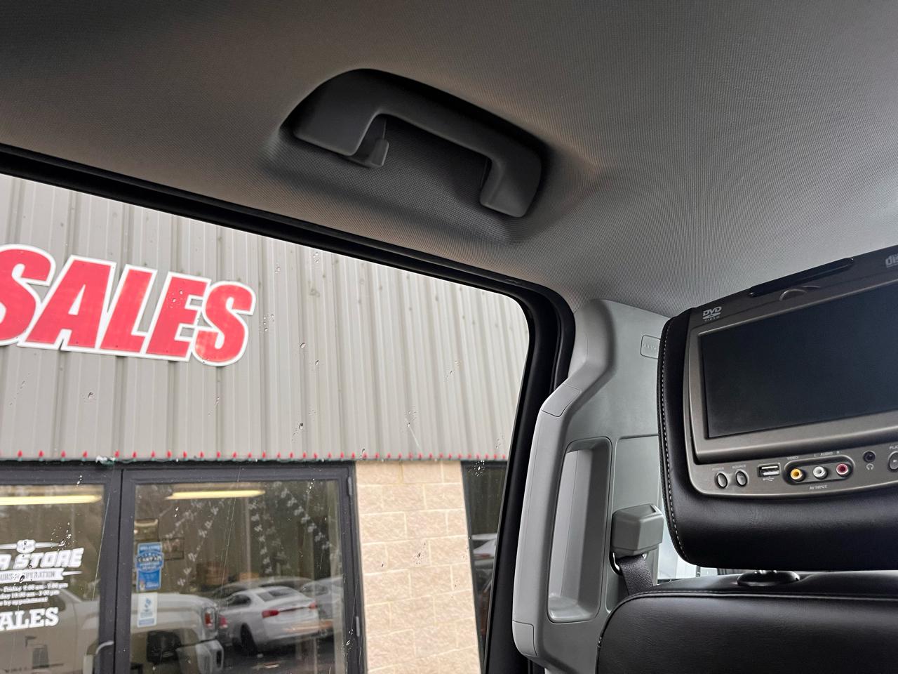 GMC Sierra 3500HD 4WD Crew Cab 153.7" Denali 2017