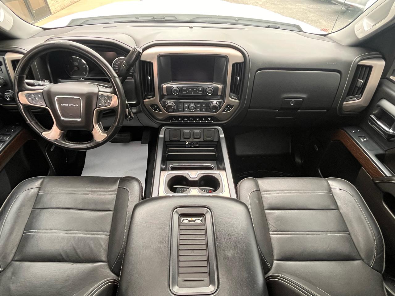 GMC Sierra 3500HD 4WD Crew Cab 153.7" Denali 2017
