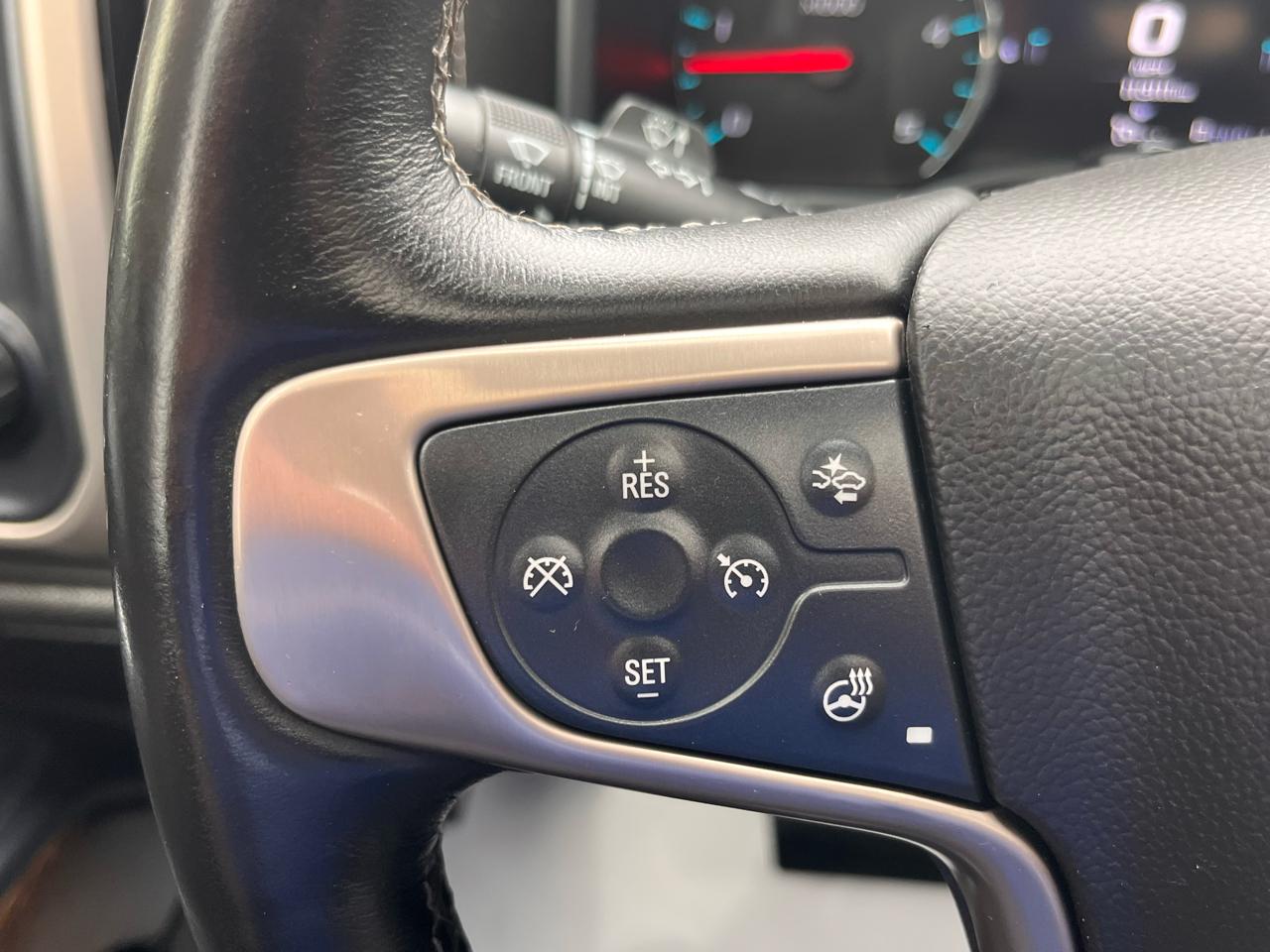 GMC Sierra 3500HD 4WD Crew Cab 153.7" Denali 2017