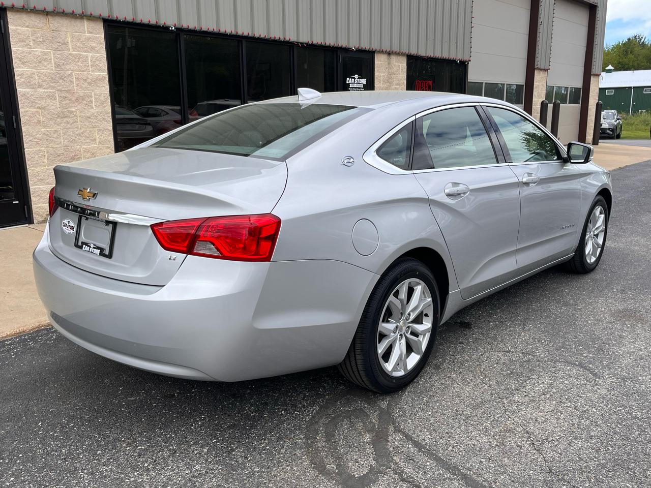 Chevrolet Impala 4dr Sdn LT w/1LT 2018