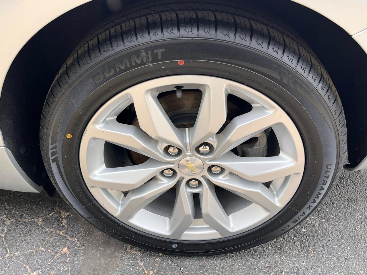 Chevrolet Impala 4dr Sdn LT w/1LT 2018