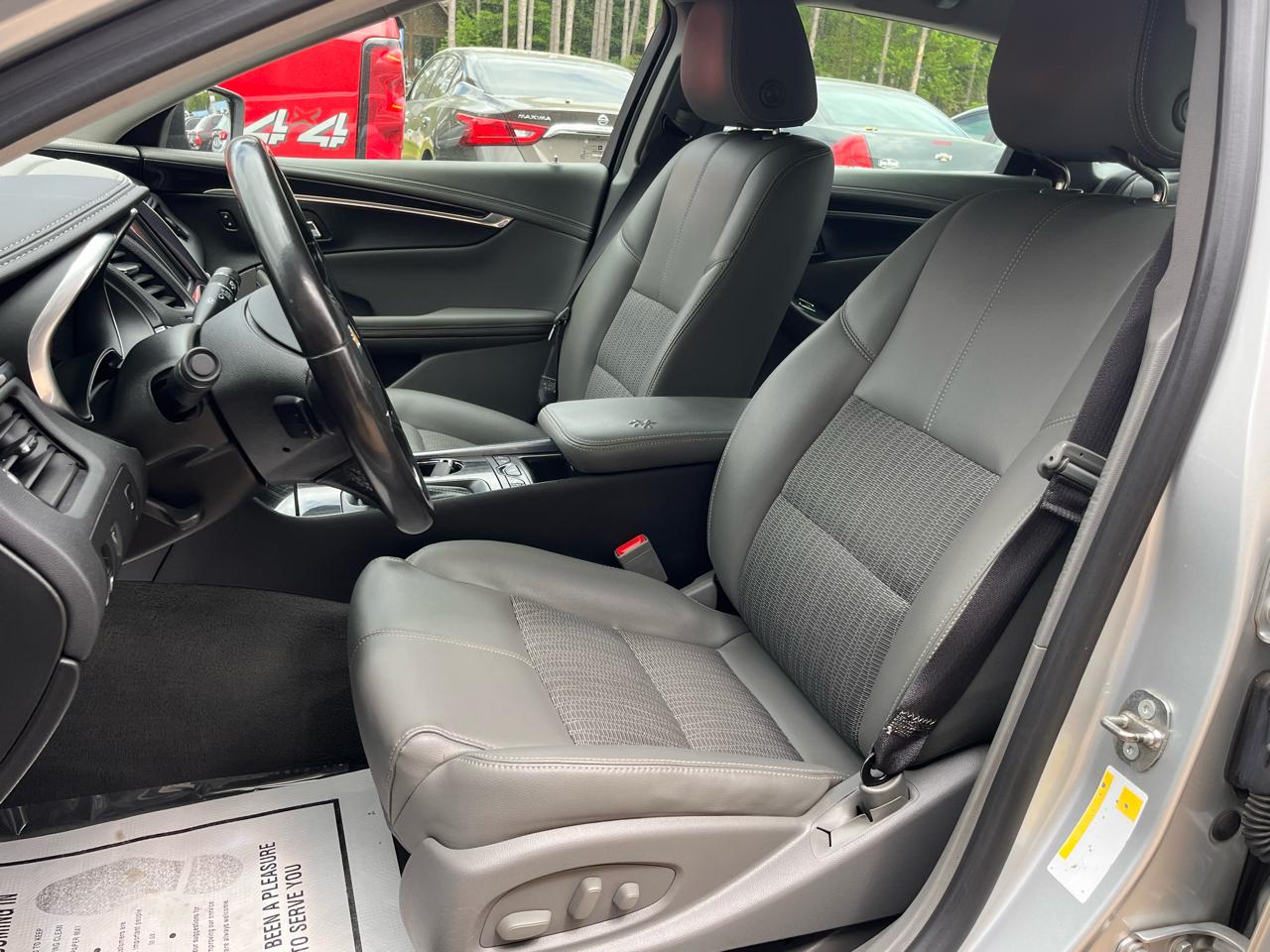 Chevrolet Impala 4dr Sdn LT w/1LT 2018
