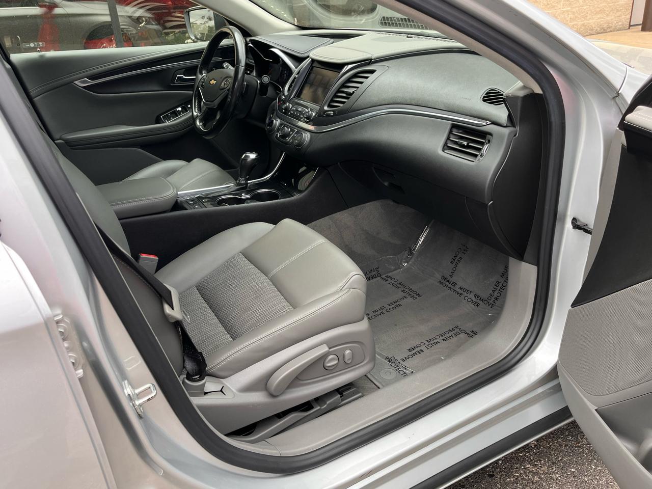 Chevrolet Impala 4dr Sdn LT w/1LT 2018