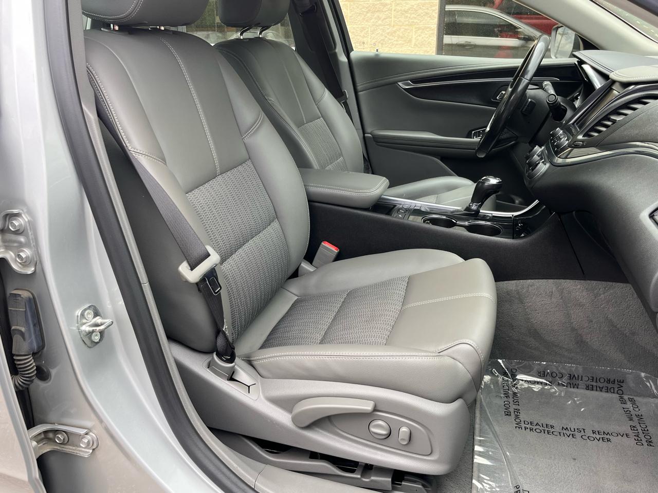 Chevrolet Impala 4dr Sdn LT w/1LT 2018