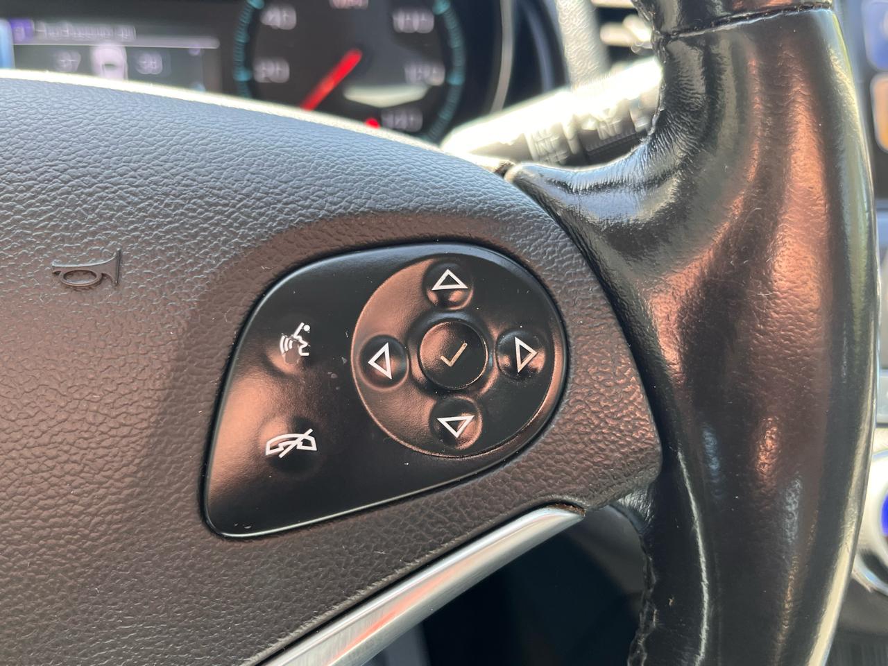 Chevrolet Impala 4dr Sdn LT w/1LT 2018