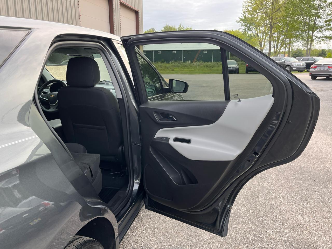Chevrolet Equinox FWD 4dr LS w/1LS 2019
