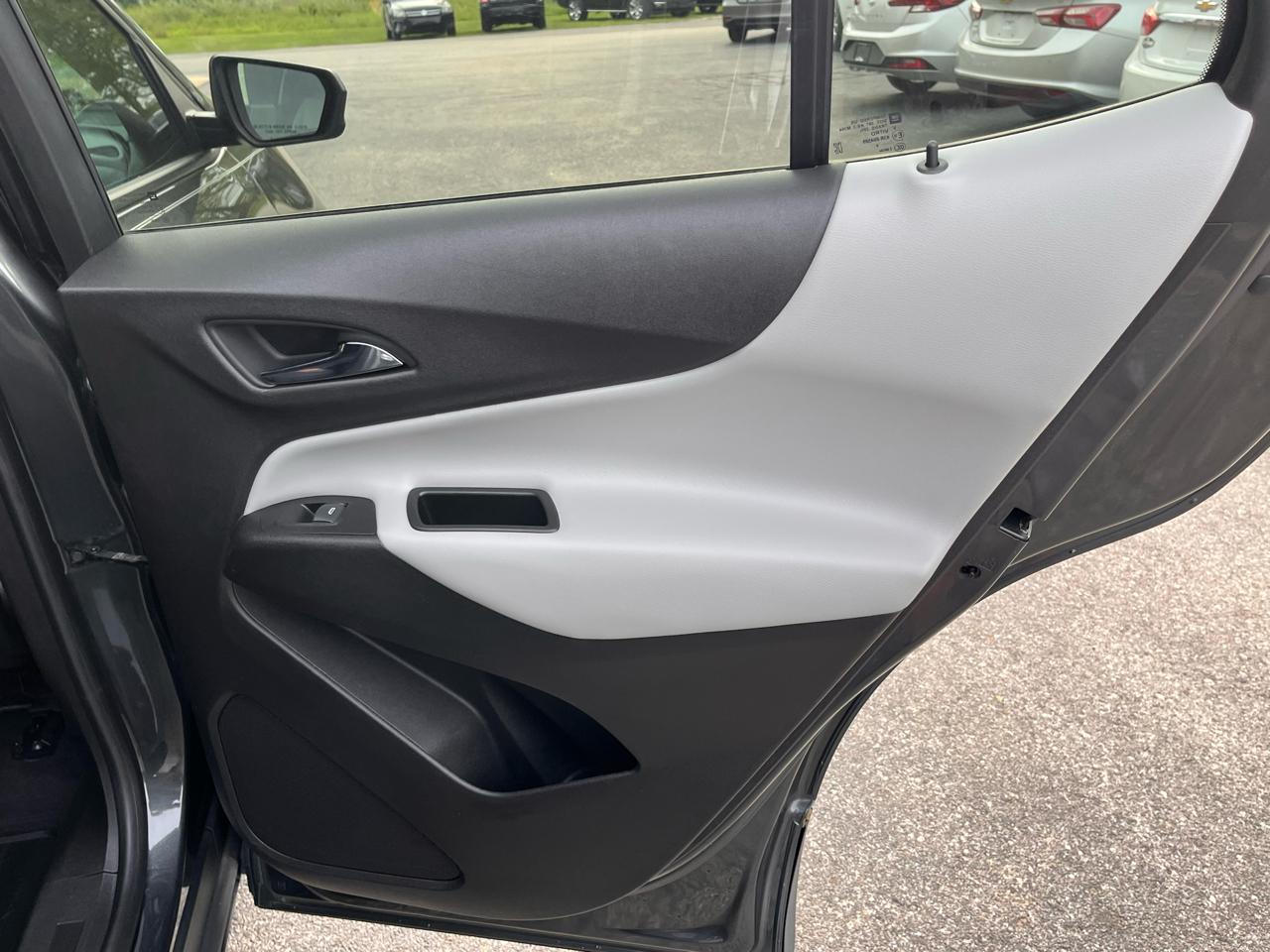 Chevrolet Equinox FWD 4dr LS w/1LS 2019