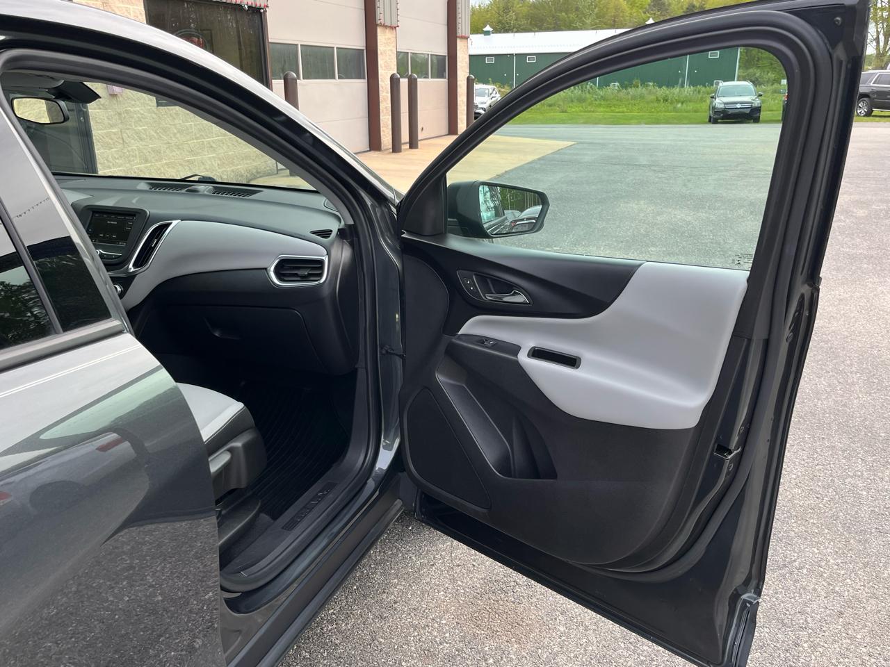 Chevrolet Equinox FWD 4dr LS w/1LS 2019