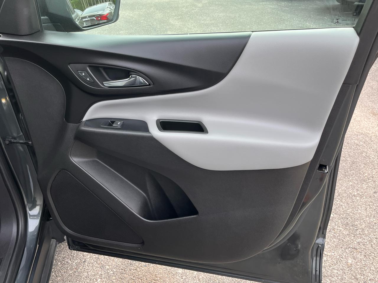 Chevrolet Equinox FWD 4dr LS w/1LS 2019