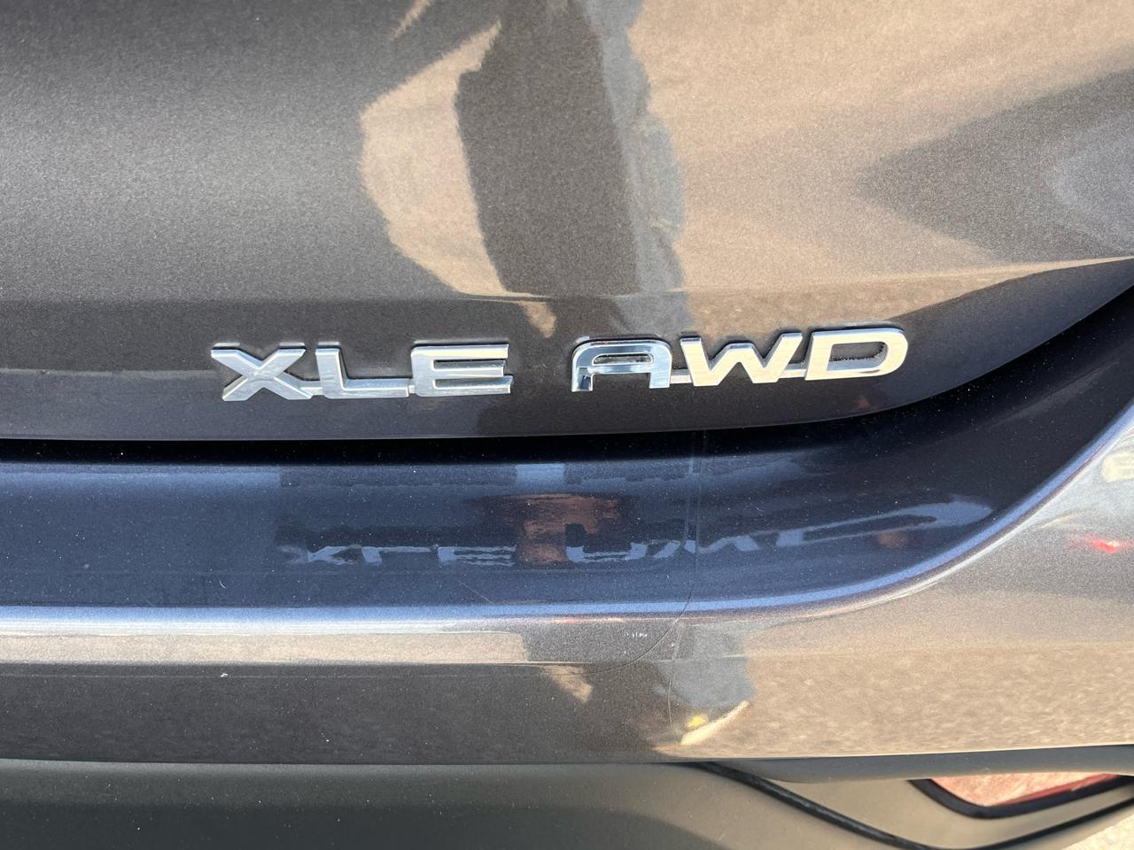Toyota Highlander  2021