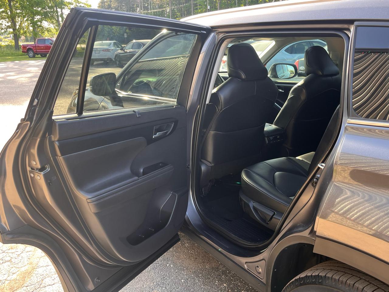 Toyota Highlander  2021