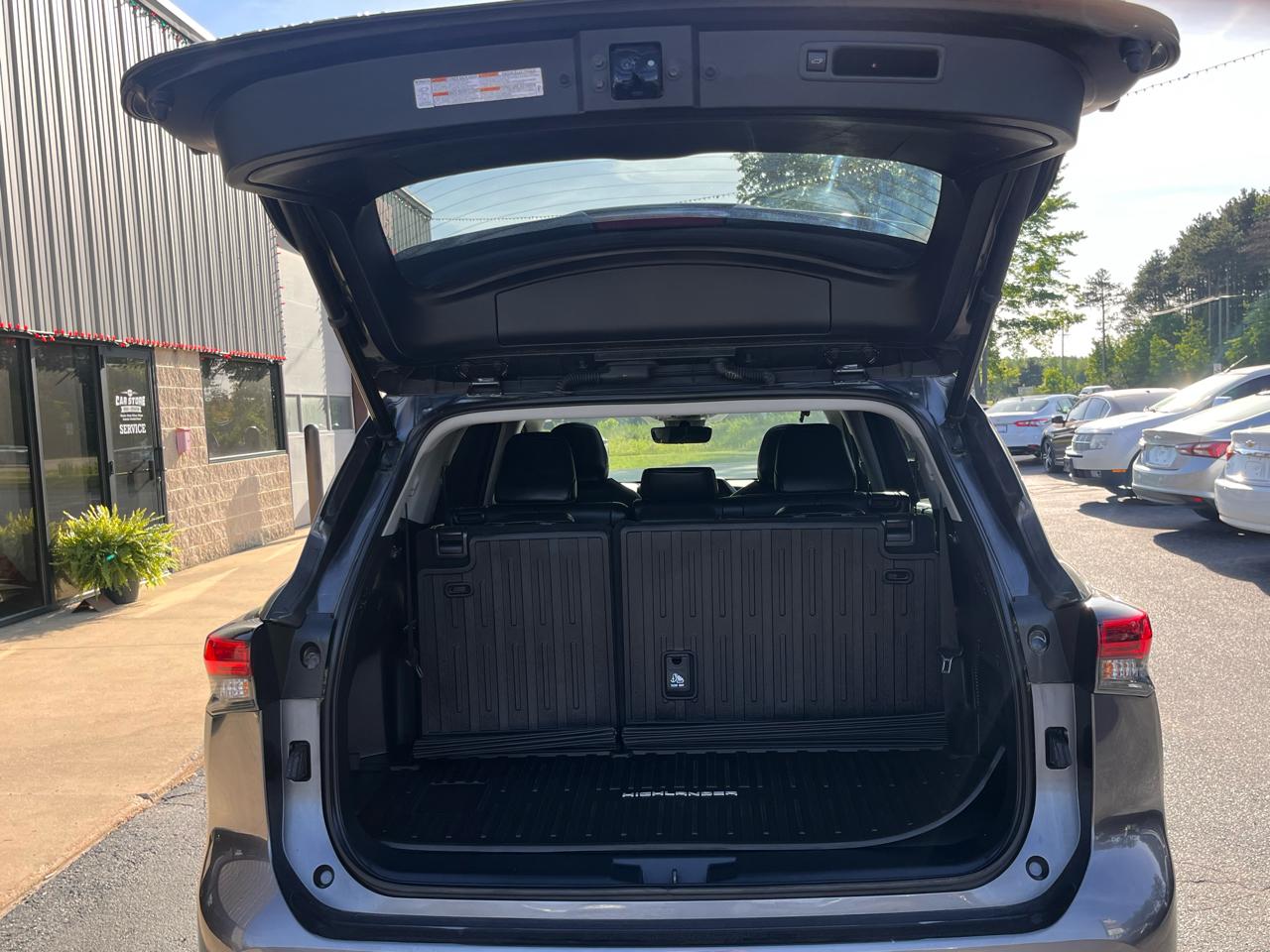Toyota Highlander  2021