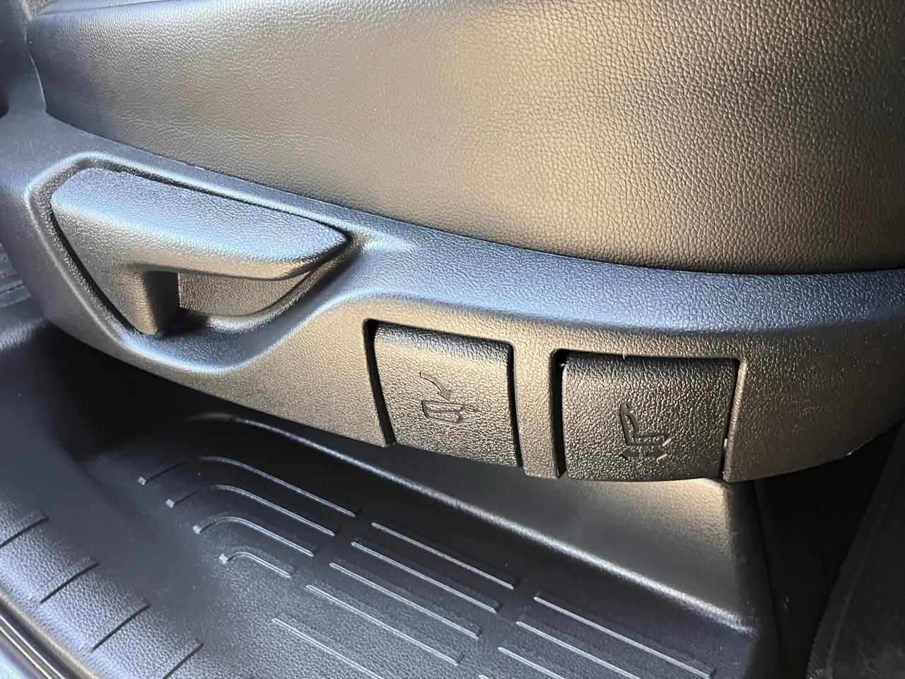 Toyota Highlander  2021