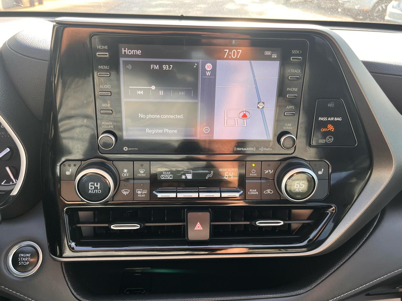 Toyota Highlander  2021