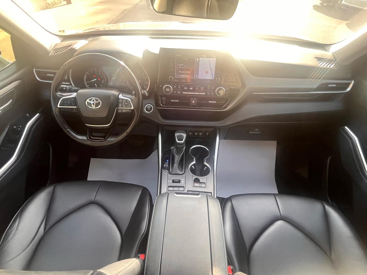 Toyota Highlander  2021