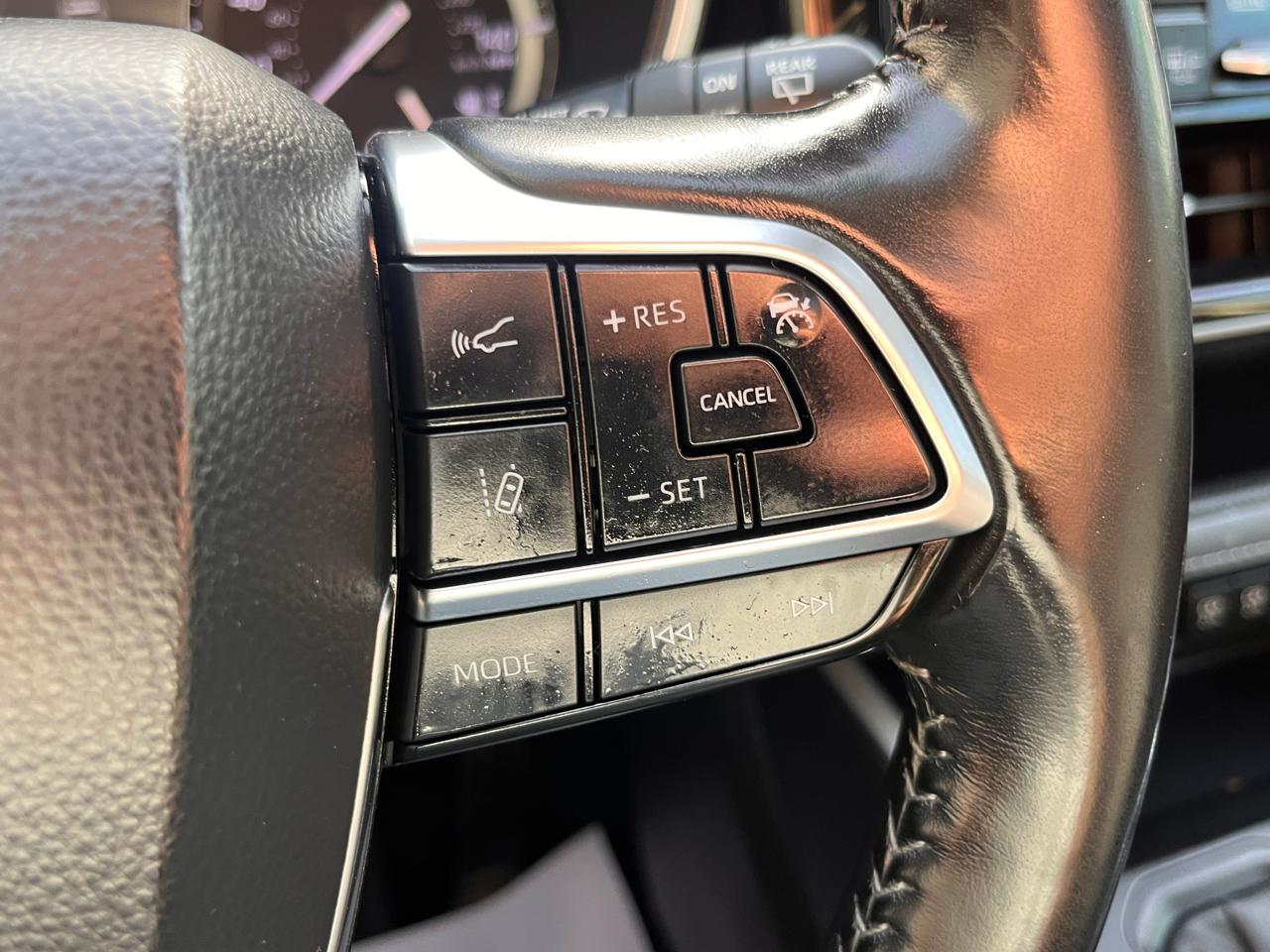 Toyota Highlander  2021