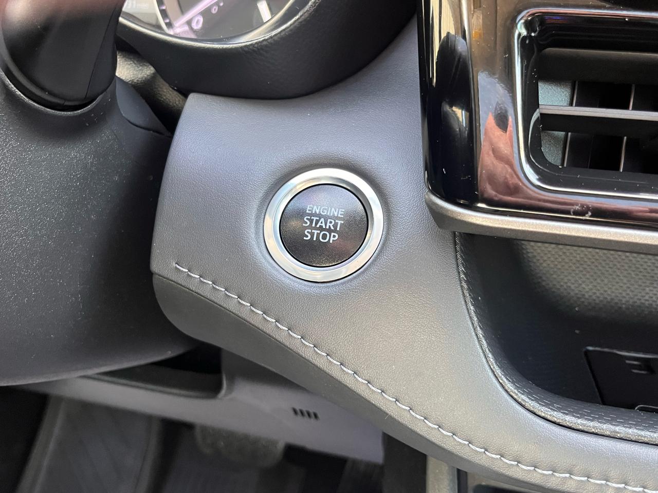 Toyota Highlander  2021