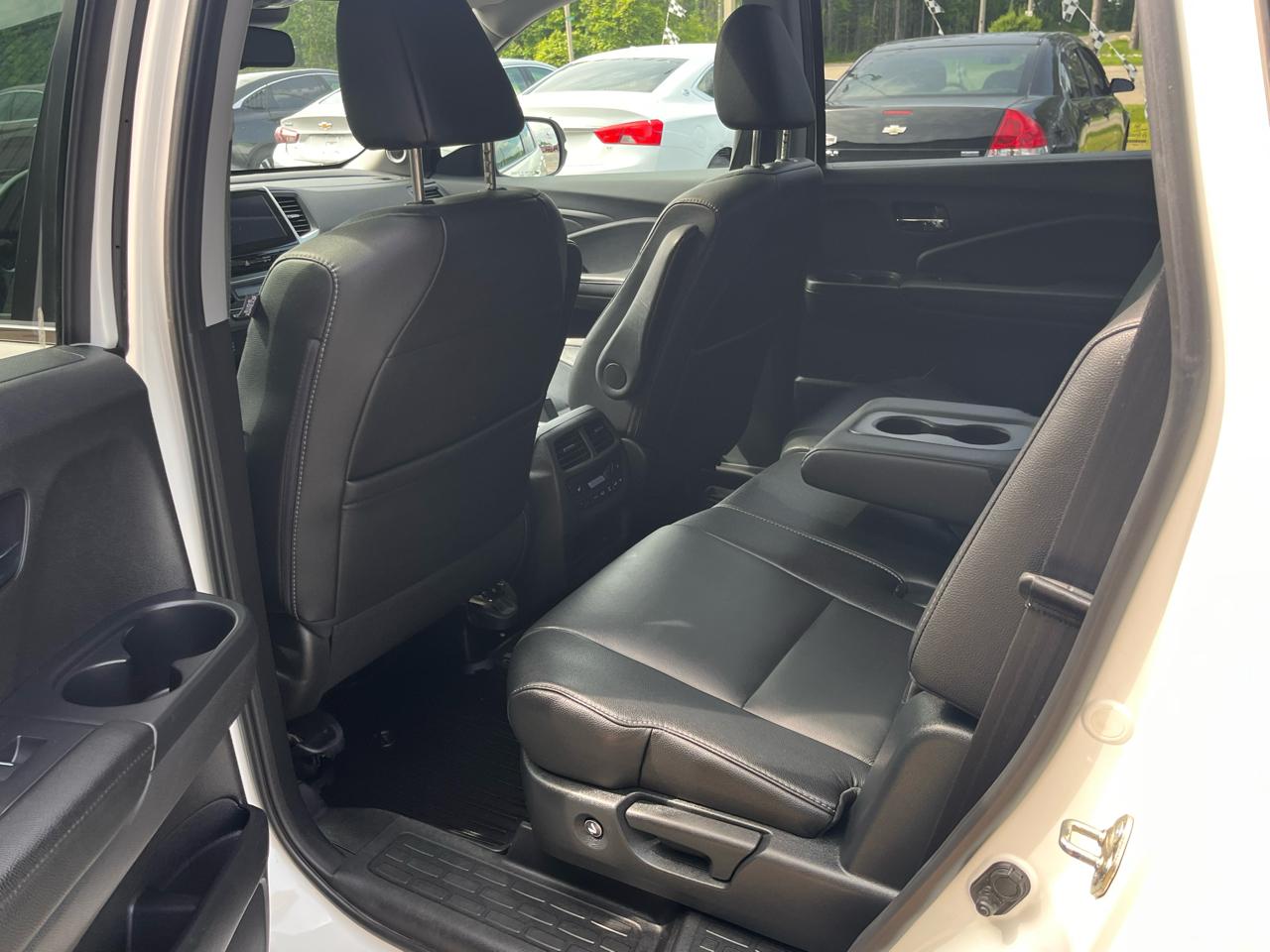 Honda Pilot EX-L w/Navigation AWD 2017