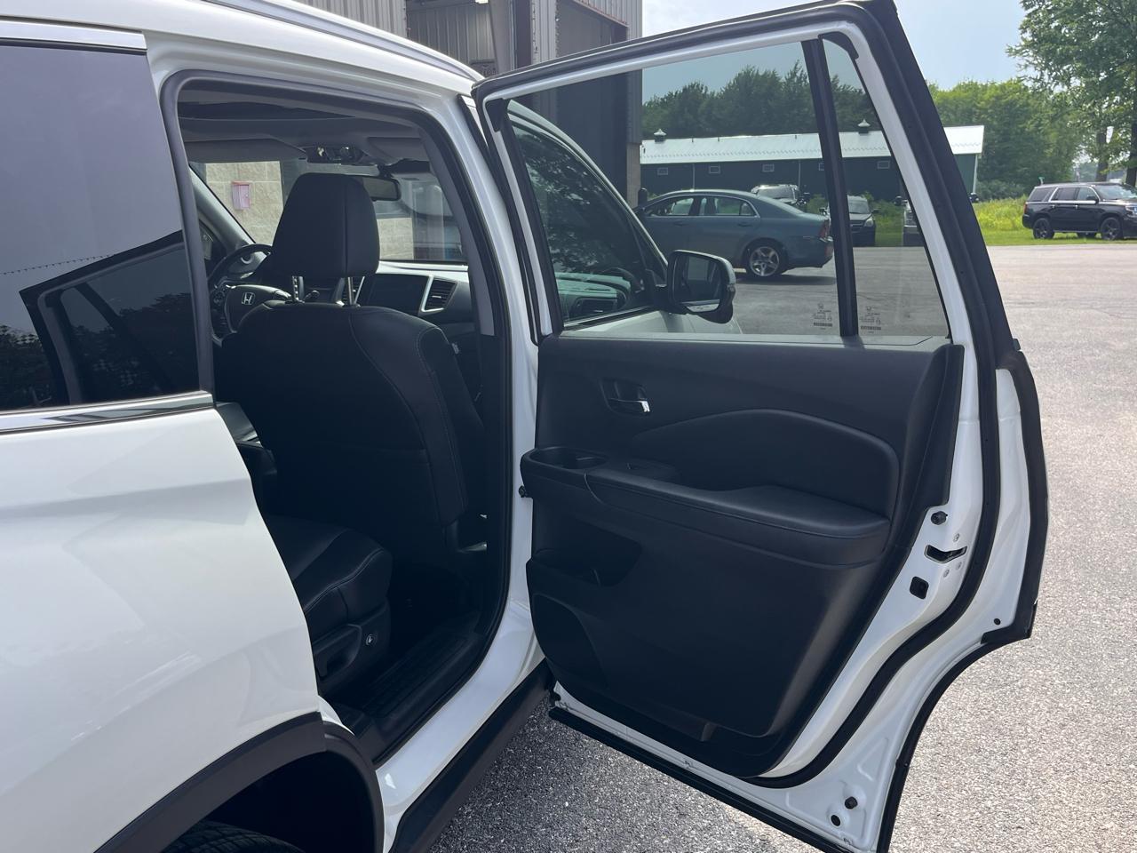 Honda Pilot EX-L w/Navigation AWD 2017