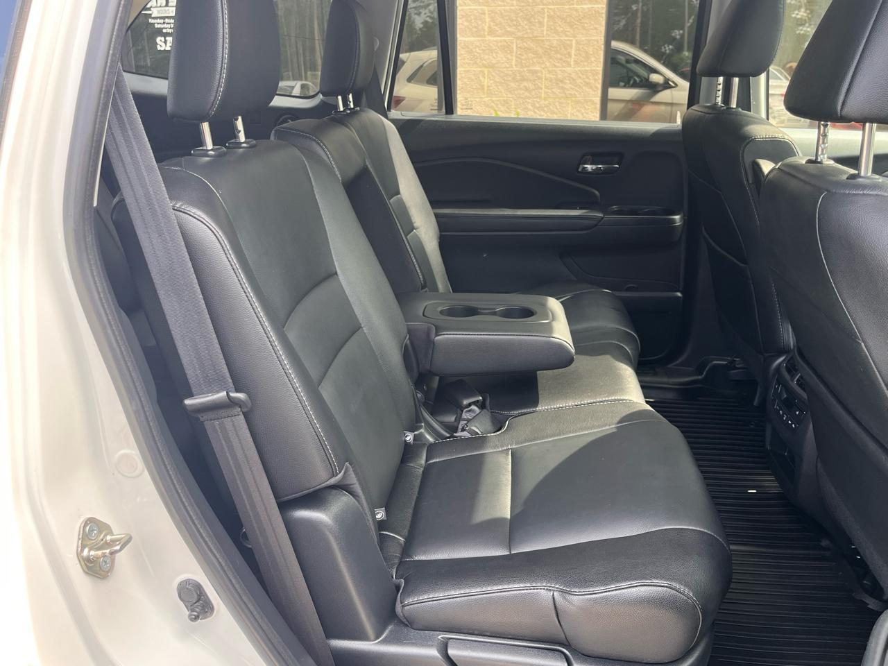 Honda Pilot EX-L w/Navigation AWD 2017