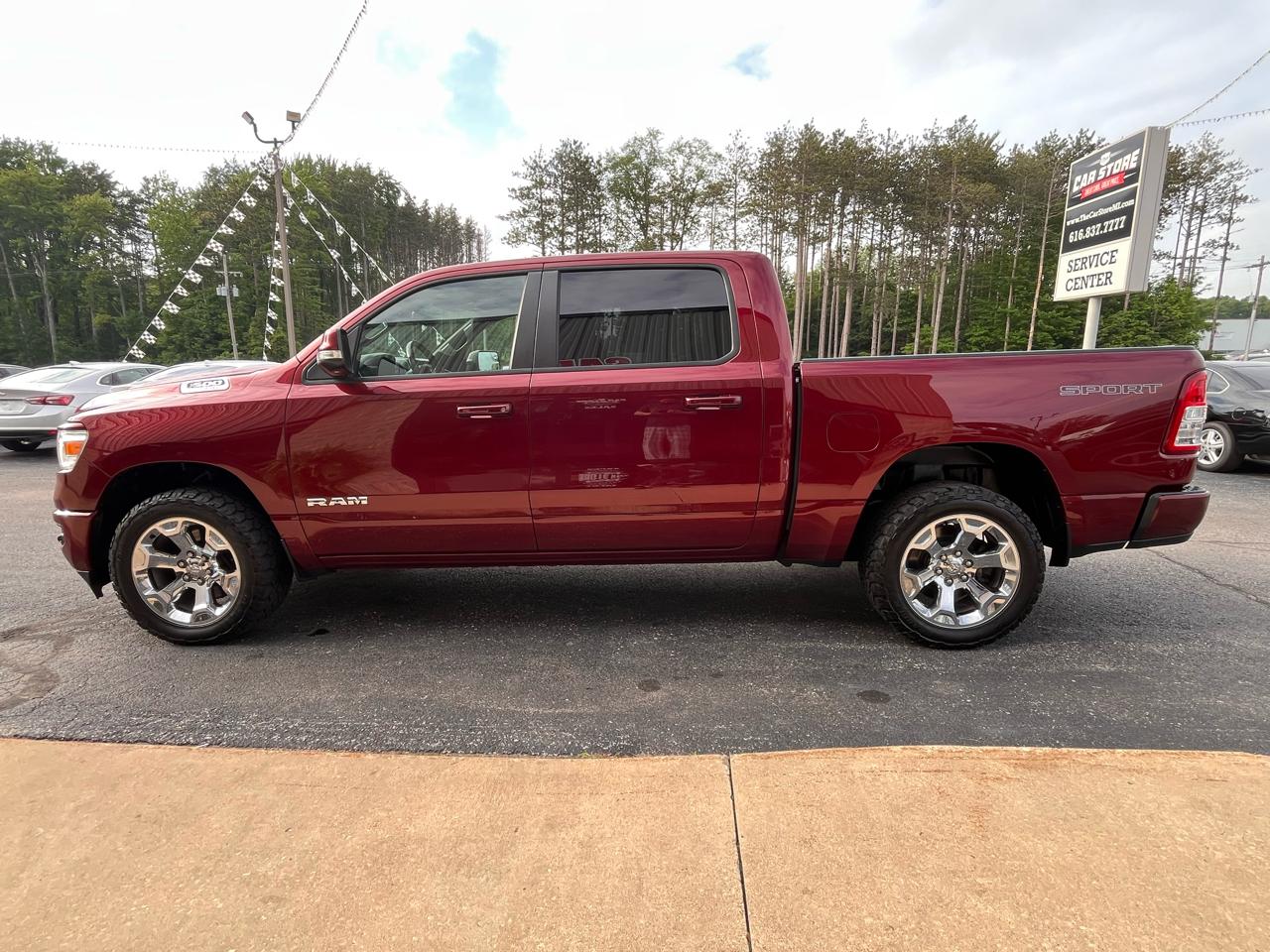 RAM 1500 Big Horn 4x4 Crew Cab 5'7" Box 2020