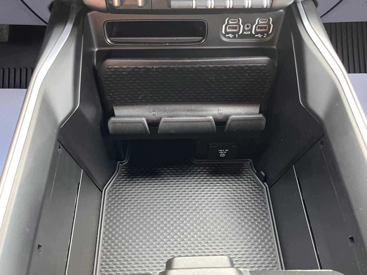 RAM 1500 Big Horn 4x4 Crew Cab 5'7" Box 2020