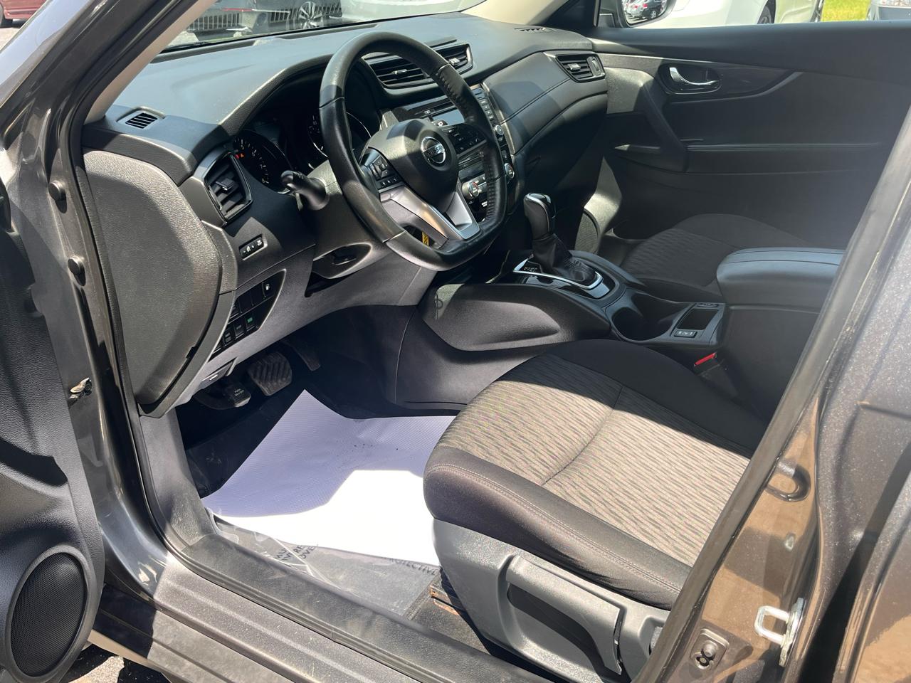 Nissan Rogue AWD SV 2020