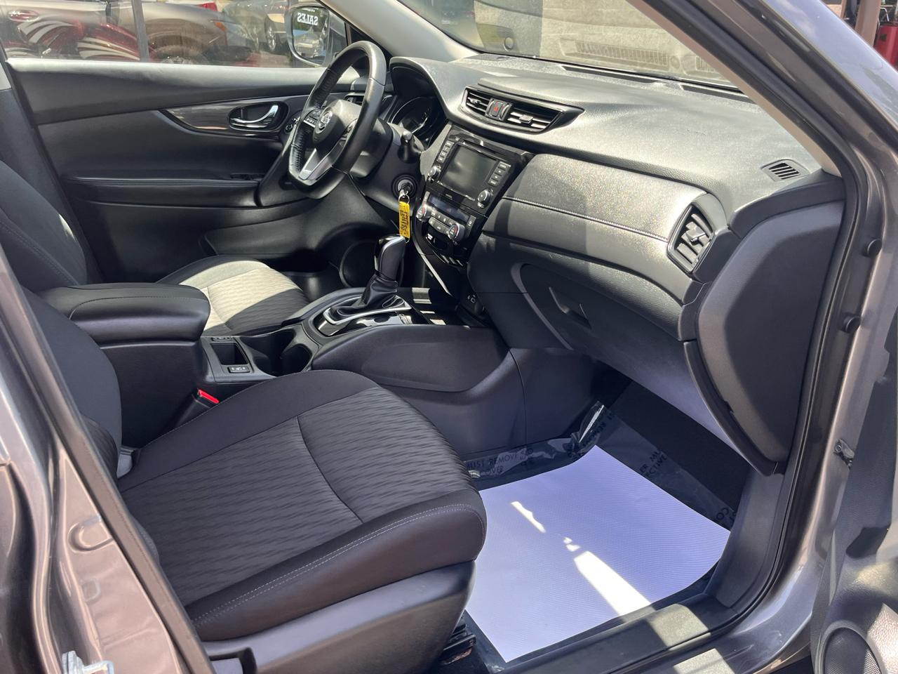 Nissan Rogue AWD SV 2020