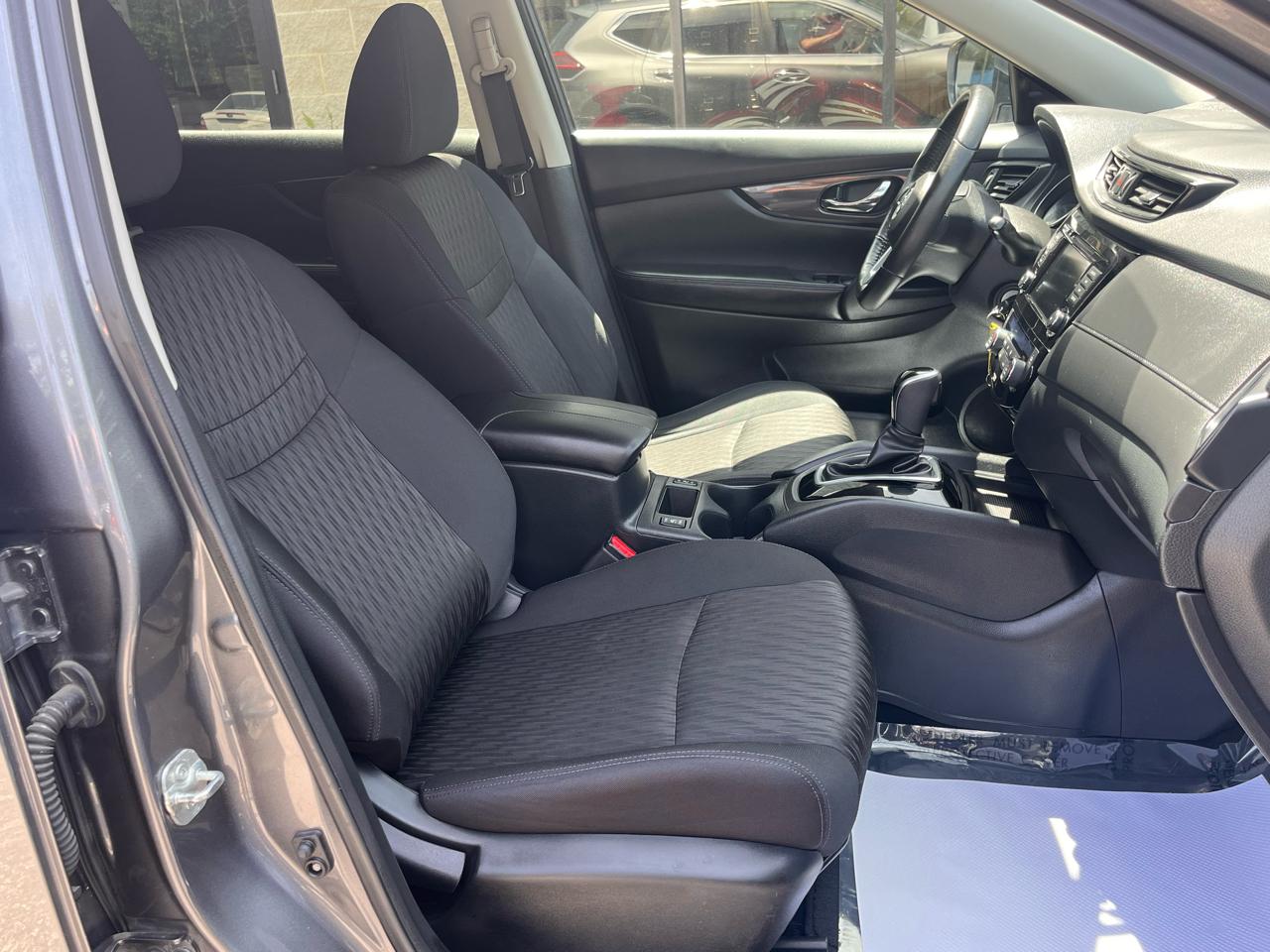 Nissan Rogue AWD SV 2020