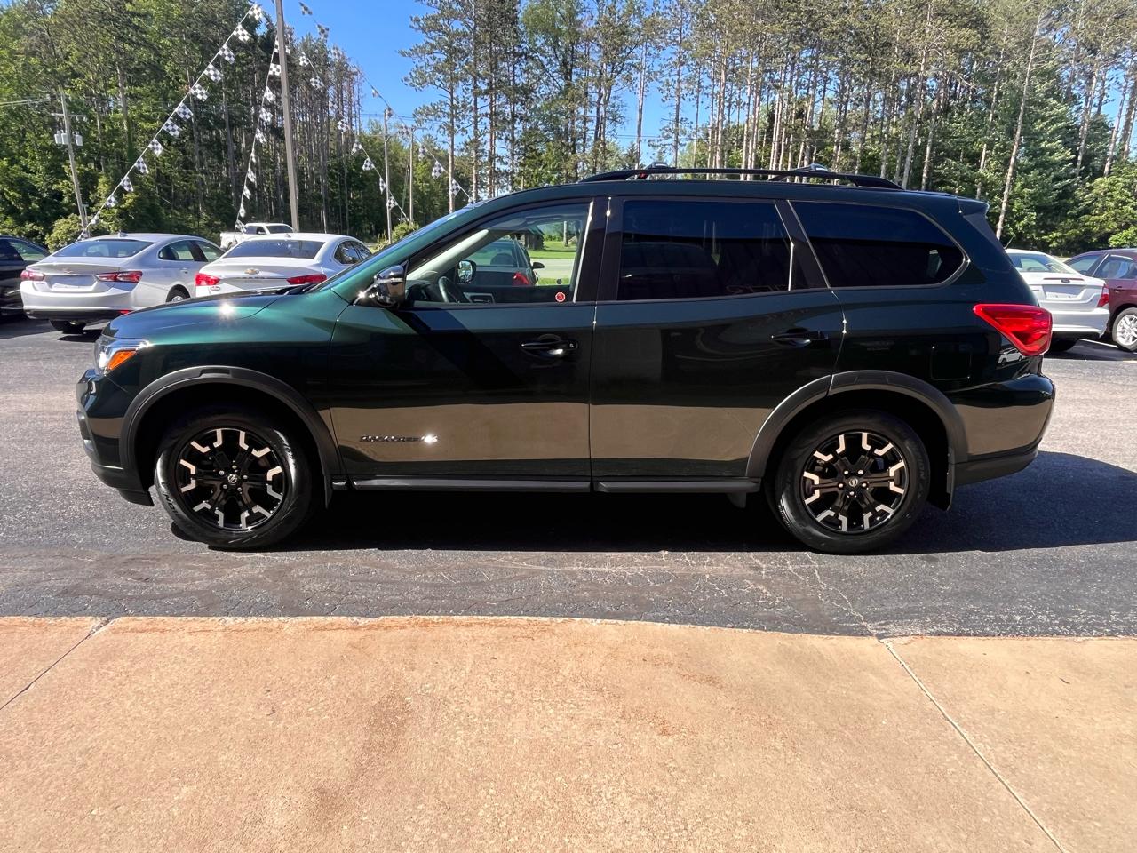 Nissan Pathfinder  2019
